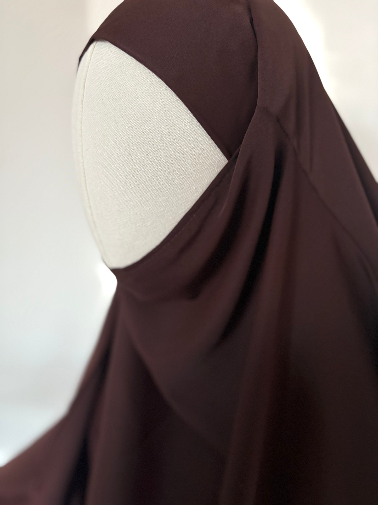 Jilbab marron