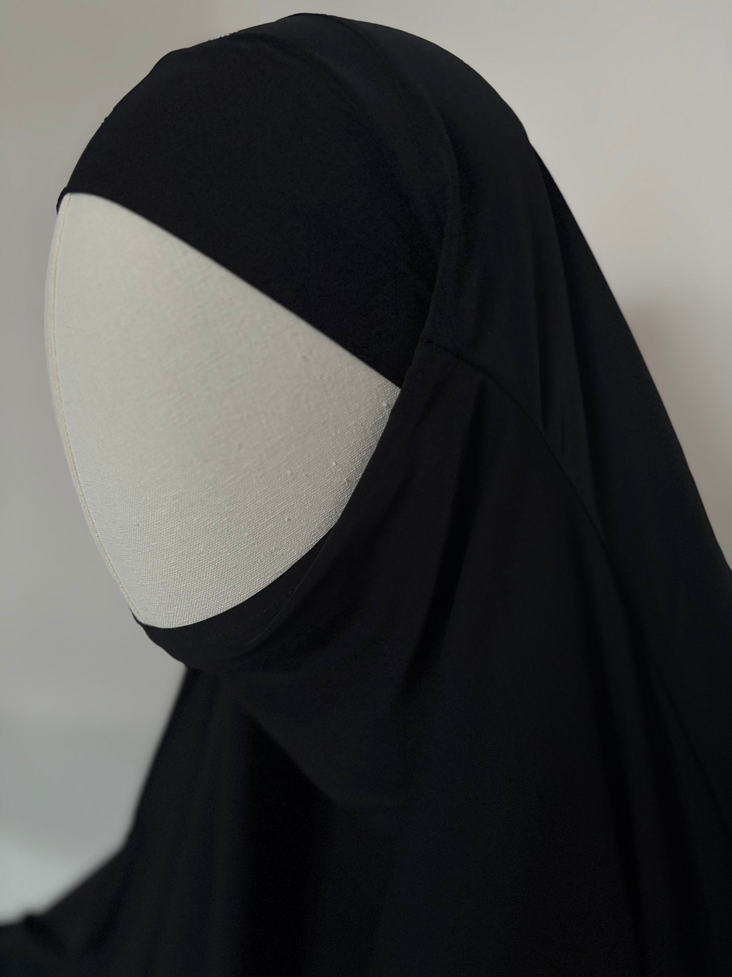 Jilbab noir